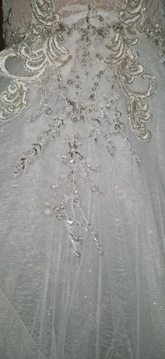 Продам красивое свадебное платье!