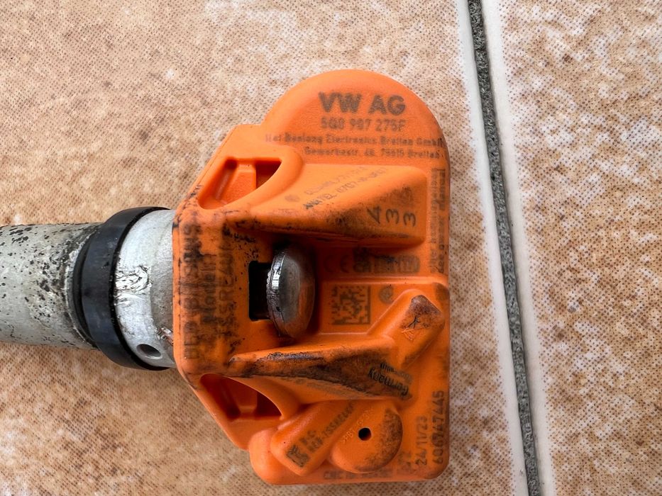 ОРИГИНАЛНИ датчици за налягането на гумите/TPMS за Audi/Vw/Skoda/Seat!