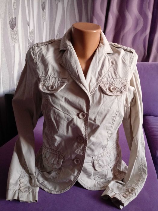 Марково яке Espirit размер M.Само 6лв!