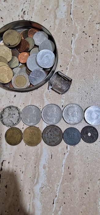 De vânzare bancnote și monede vechi
6 bancnote Ctin Brâncuși din decem