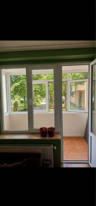 Inchiriez apartament 3 camere
