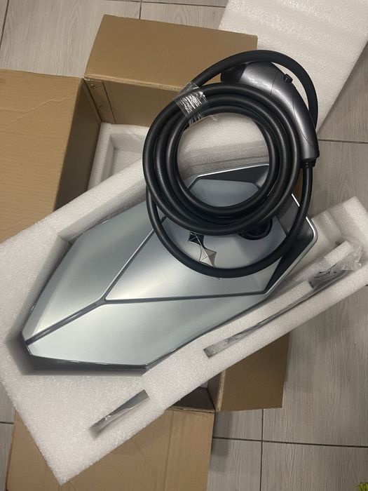 Зарядная станция BYD leopard 8