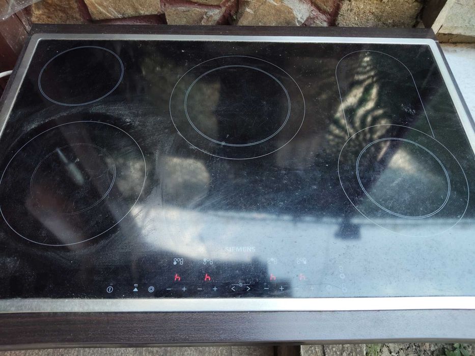 Стъклокерамичен плот Сименс 80см