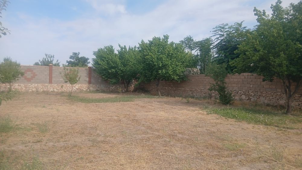 Yer uchastka sotiladi