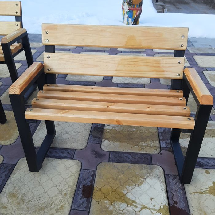 Продается детский дачный мебель.