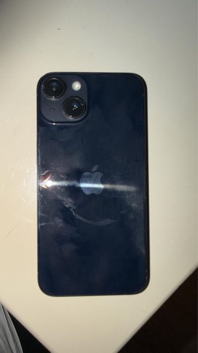 Продам iPhone 14 256ГБ черный,торг уместен