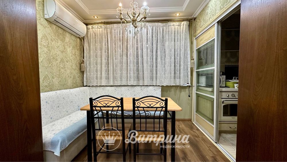 4-х  переделанная в 3-х комнатную , на Максим горьком