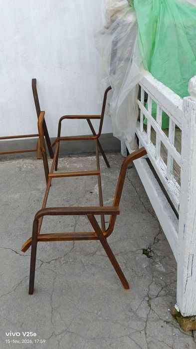 Skameka sotiladi taxtalarini quyib olinsa buldi