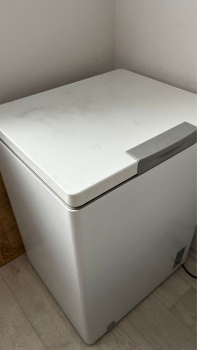 Продам морозильник