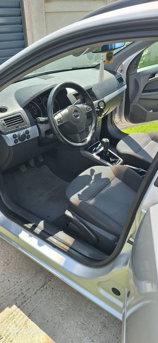 OPEL Astra 2005 — imagine 6
