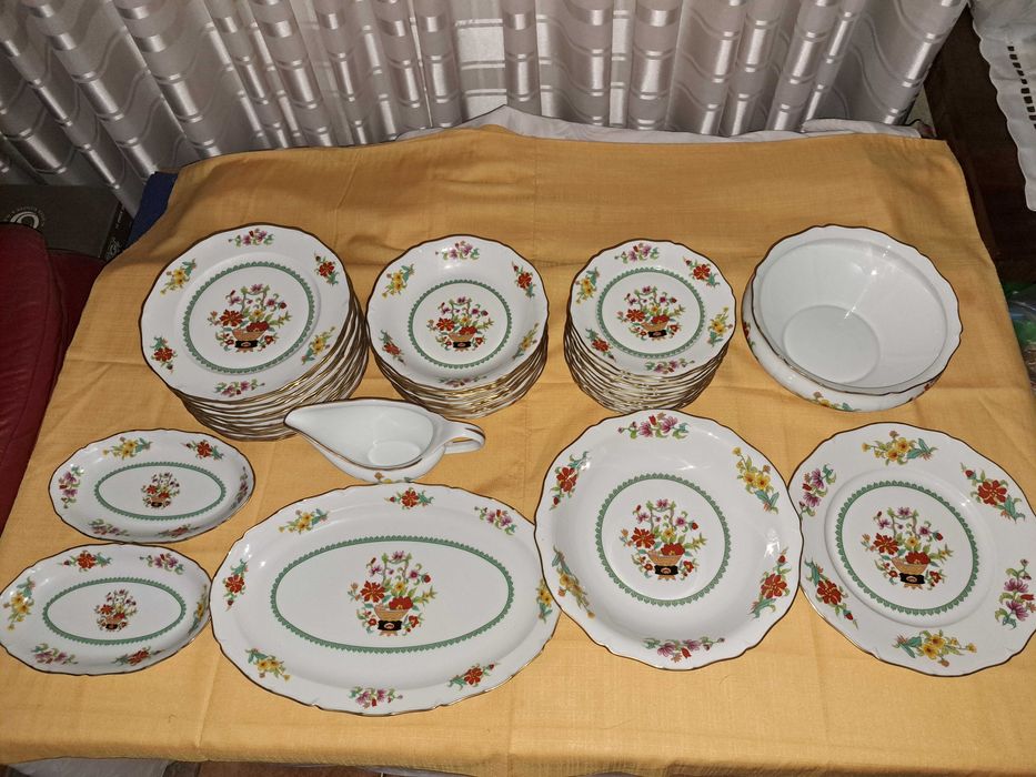 set de masa serviciu farfurii portelan Sologne 12 persoane