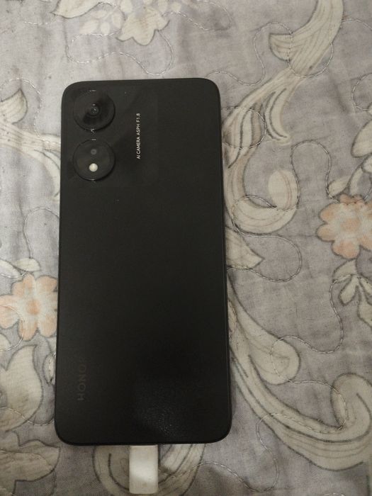 Honor AI camera ASPH F1.8