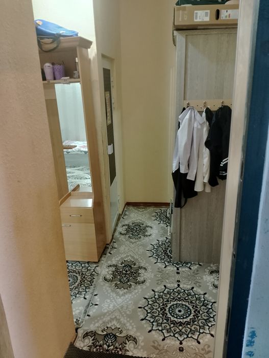 Продаётся квартира 1 этаж.5мик-н.