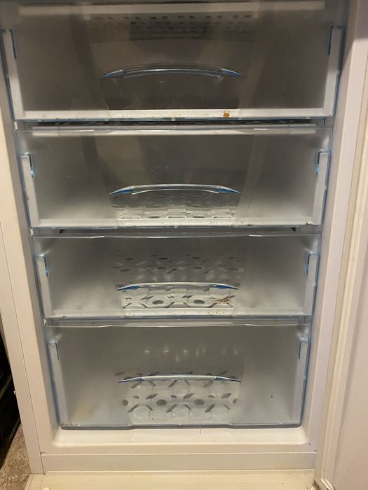 Морозильник Бирюса