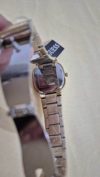 Ceas original Guess GW0544L2 Rose Bud Nou, nepuirtat, cu etichetă, cutie și certificat