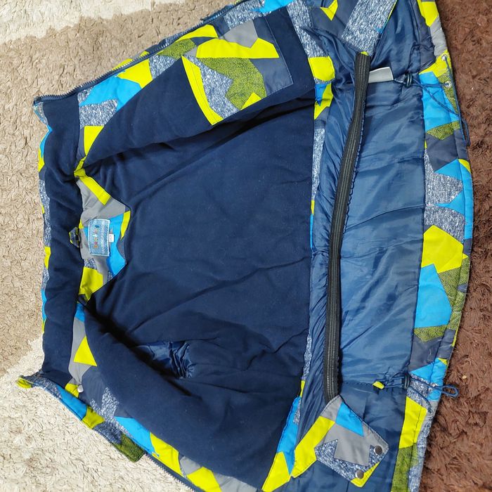 Продам зимнюю куртку