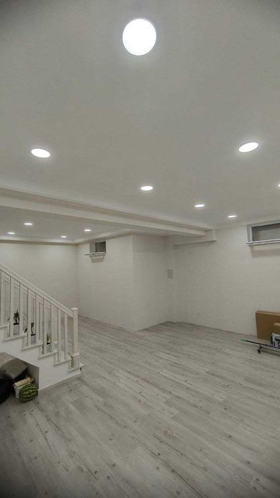 Двухэтажный коттедж недалеко от метро Куйлюк