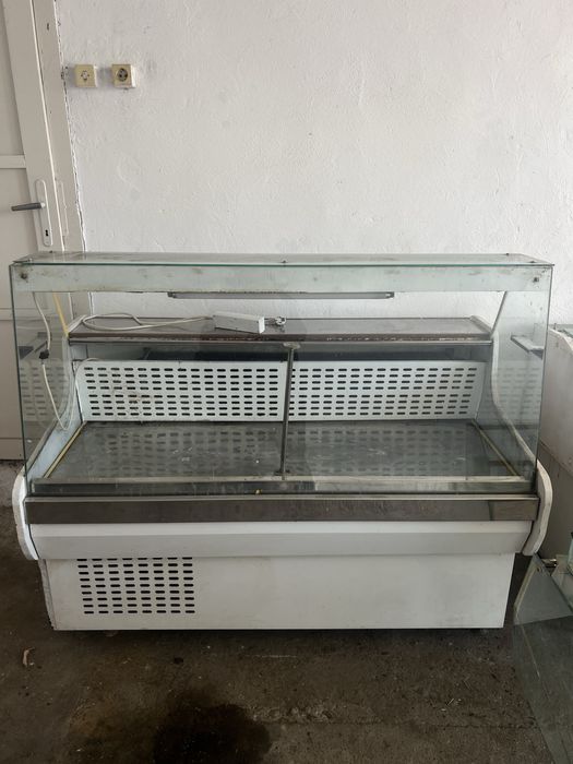 Хладилна витрина за магазин