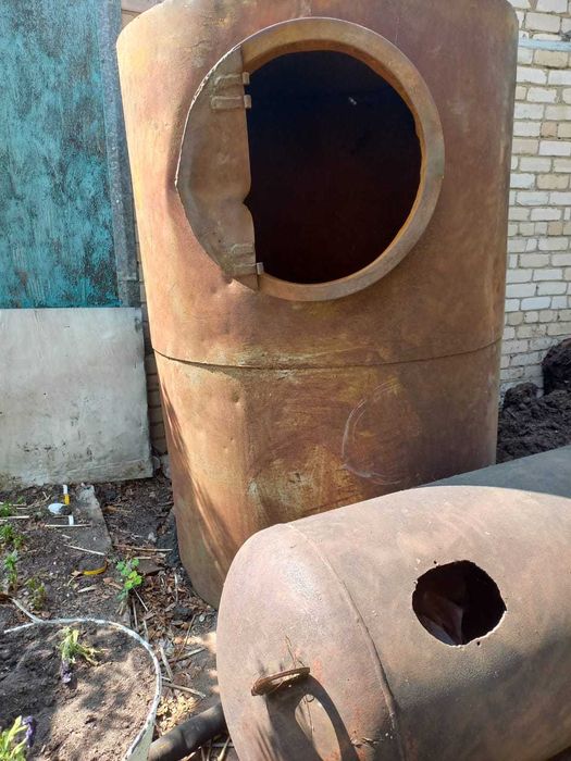 Продам два бака, емкости