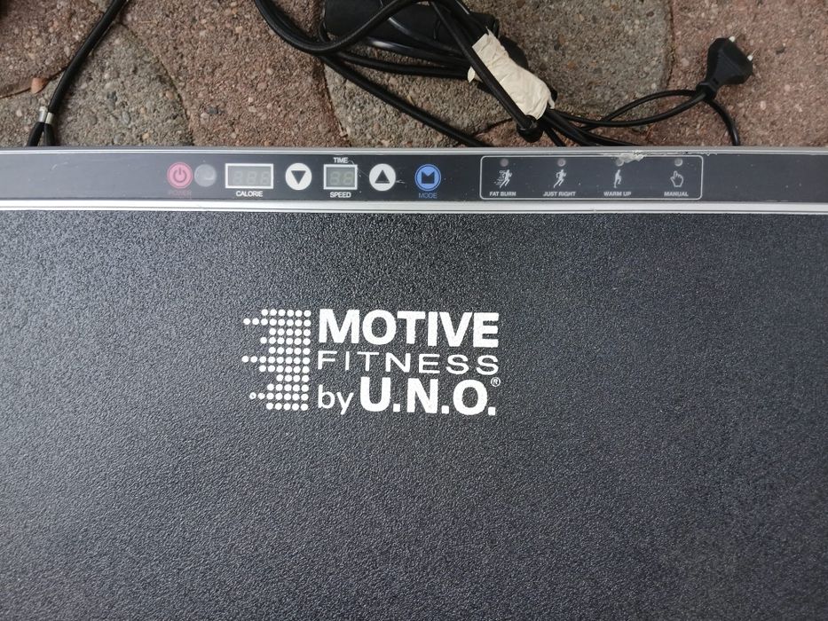 Placa fitness cu vibrații