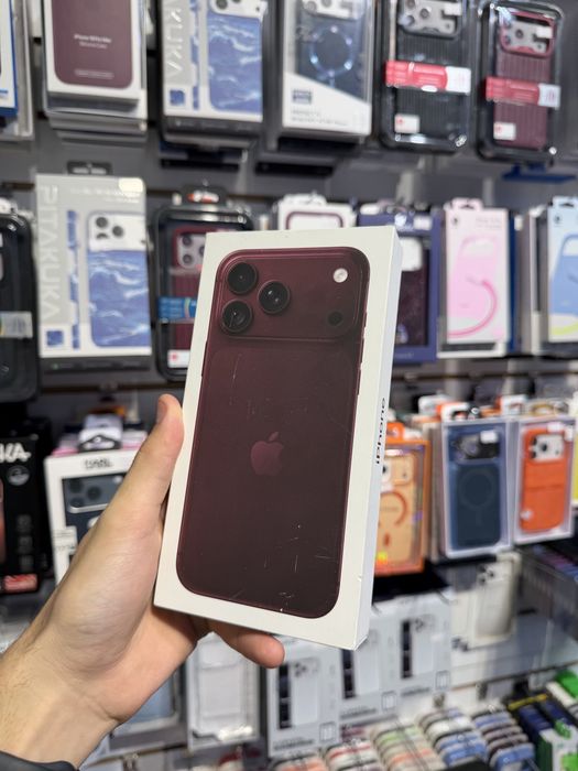 18 Pro Max 2tb esim