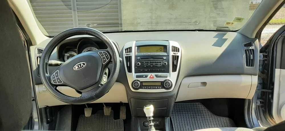 Kia C”eed Sportswagon