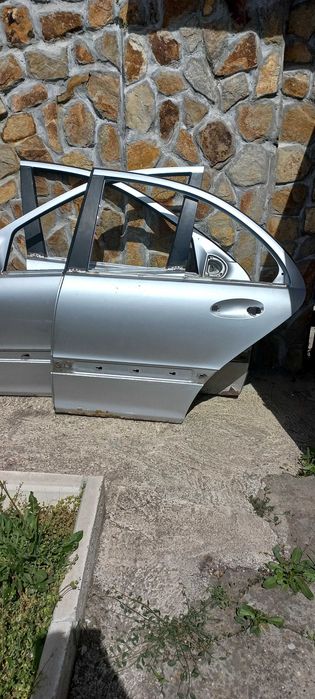 Врати за Mercedes W 203