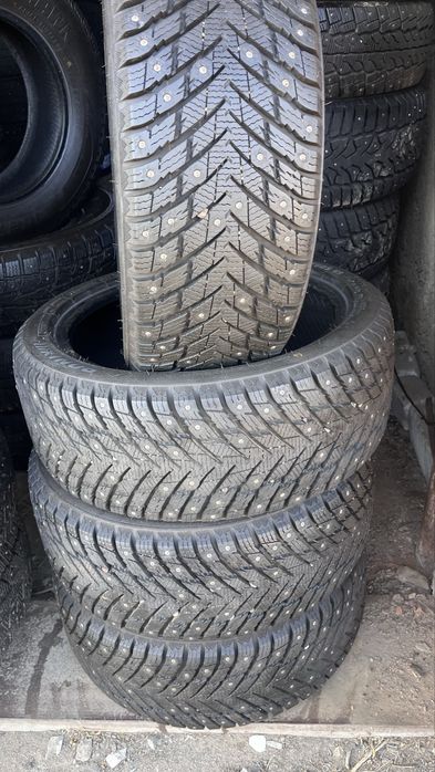 215/45 R17 Sonix шипы 4шт