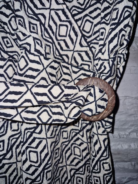 Чисто нова рокля zara