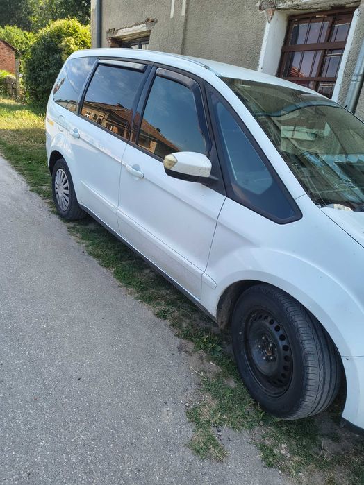 Продавам ford C Max 2010г дизел