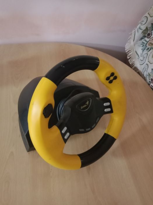 Продам игровой руль