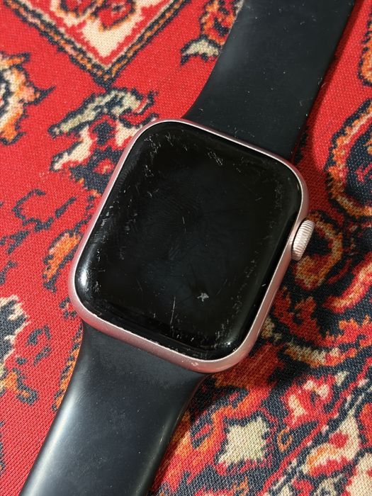 Apple Watch 9 розовые 41 мм