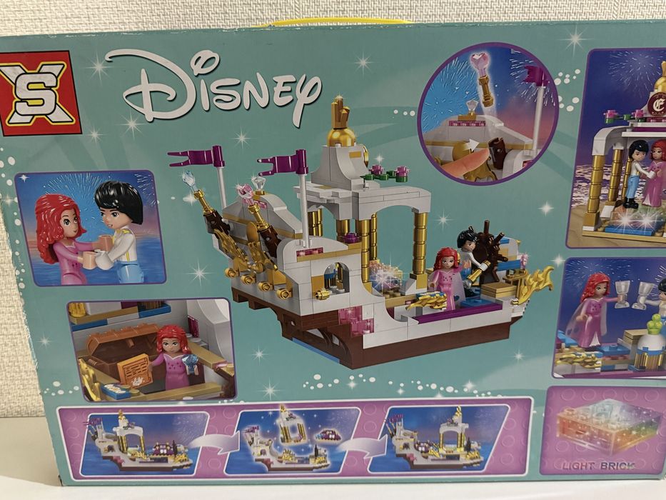 Продам конструктор лего