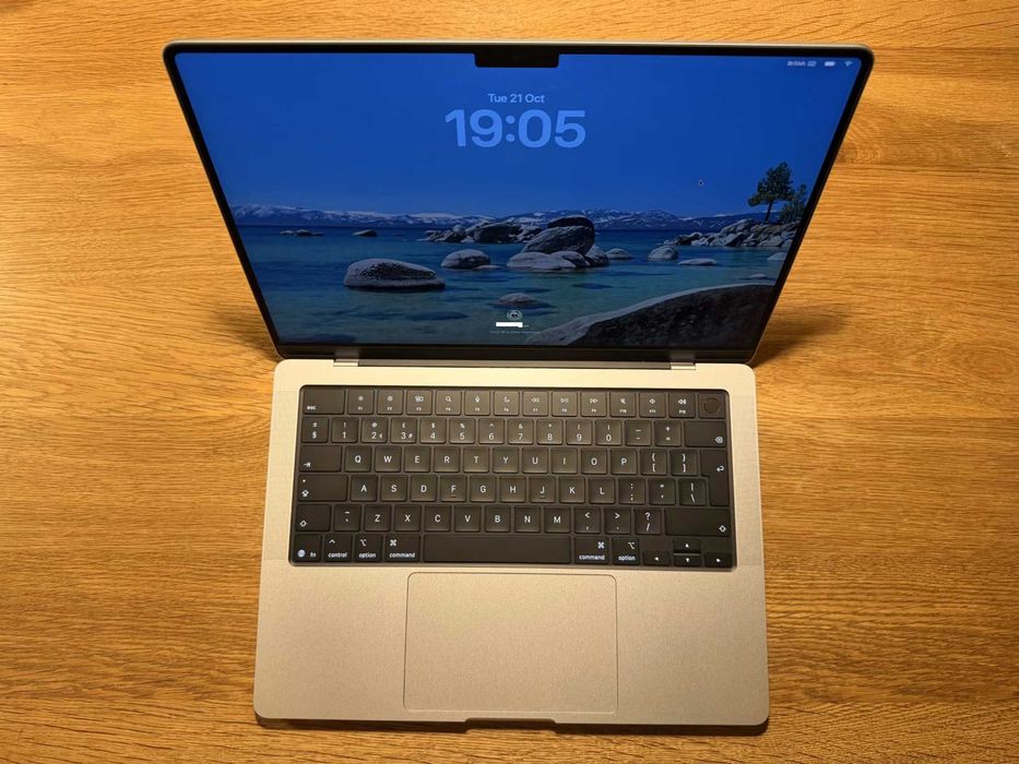 Macbook Pro M5 14 inch 10/10/16/512GB Silver