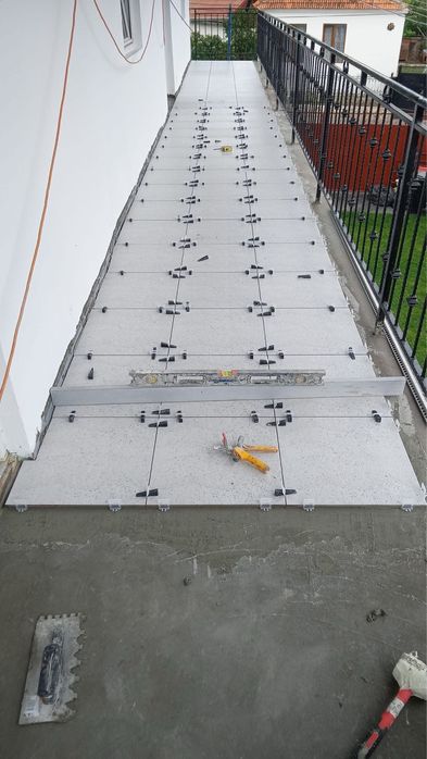 Meserias - execut lucrari de finisaje interioare