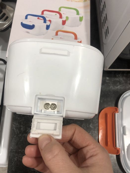 Продам сетевую емкость для еды