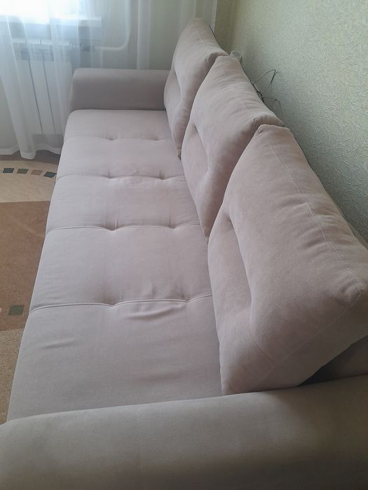 Продам диван. В хорошем состоянии