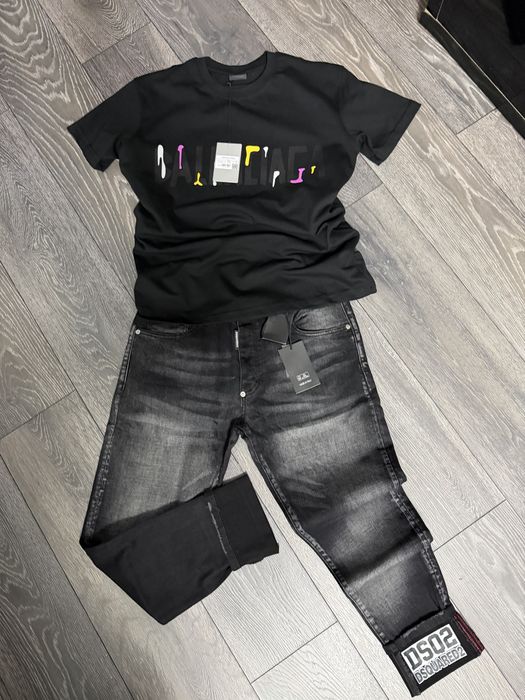 Blugi si tricou calitate superioara dsq2