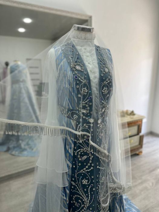 Zamonaviy kelinlik, To‘y ko‘ylagi juda chiroyli ideal holatda kutmoqda