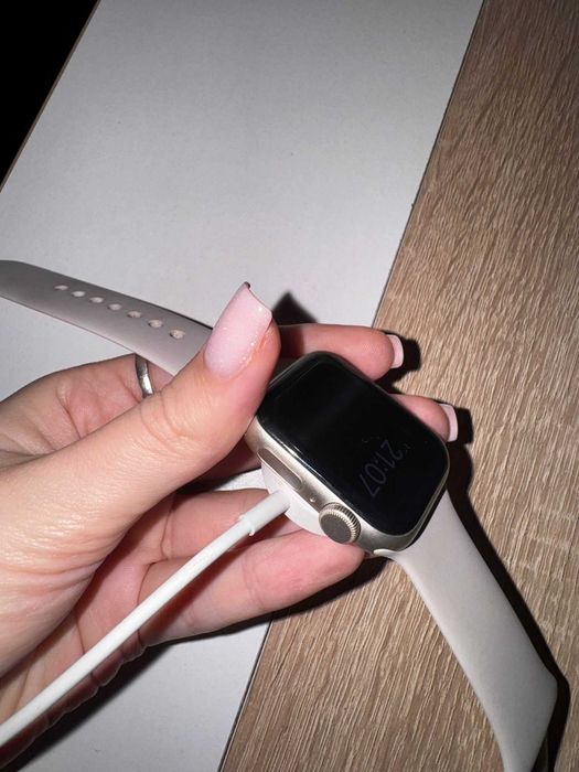 Apple Watch SE (41 mm) – stare excelentă