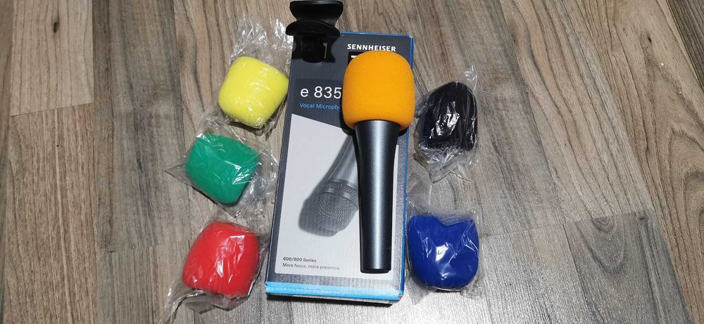 Microfon Sennheiser E835, foarte putin folosit