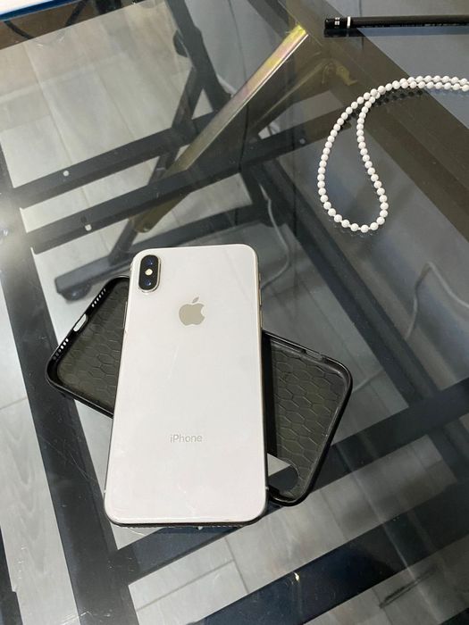 iPhone x в белом цвете