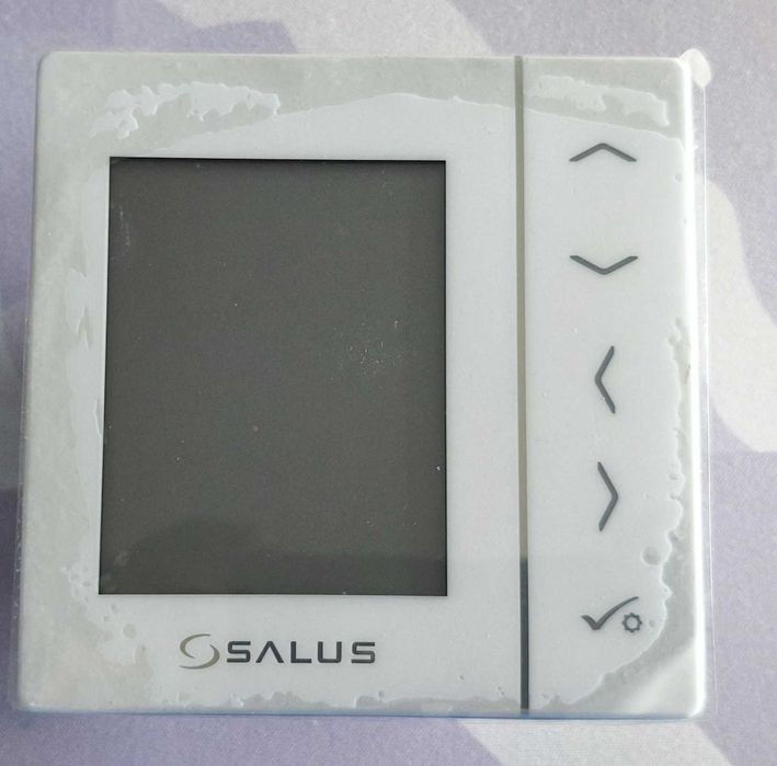 Termostat  neprogramabil SALUS - VS35W (montaj în doză)