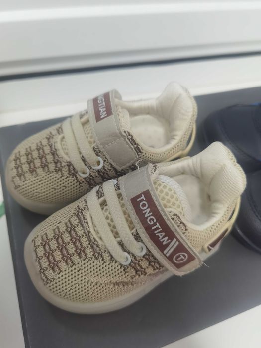 Детские кроссовки Geox