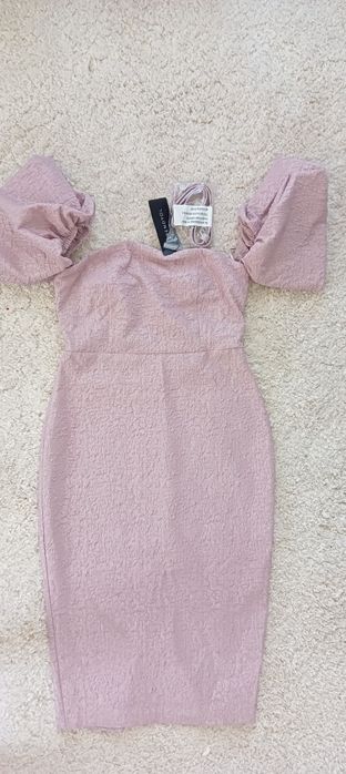 Rochie eleganta nouă