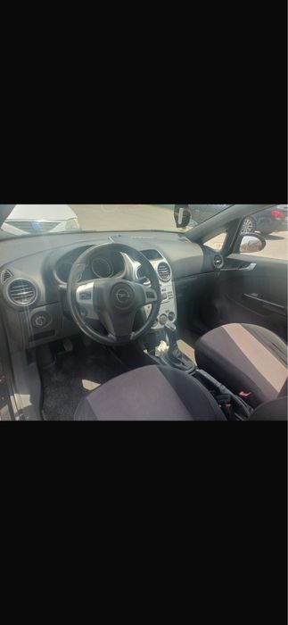Piese Opel Corsa D  motor 1,7 D ,faruri, capota , haion, portiere ,