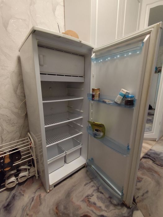 Холодильник бирюса