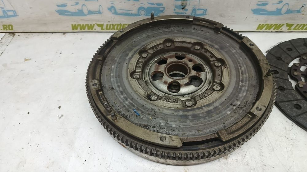 Kit ambreiaj volanta cu masa dubla 2.0 tdi cba 1878005015 Volkswagen