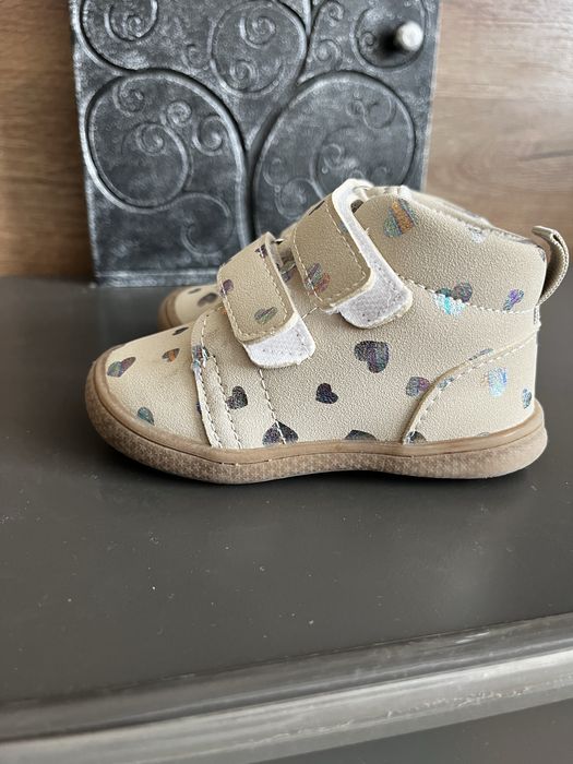 Детски обувки номер 22