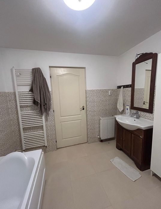 Casa ultracentral 2 intrari